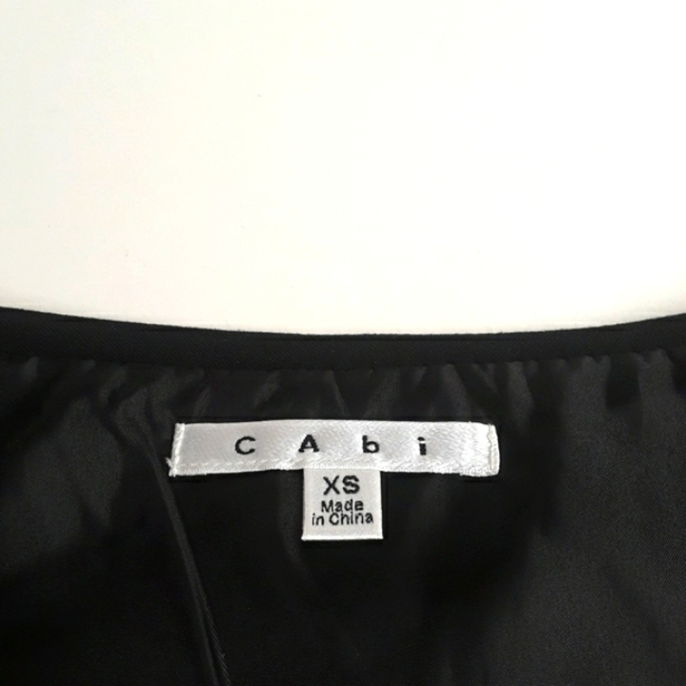 CAbi Black Quilt Textured Print Wrap Mini Skirt XSmall - Picture 8 of 14